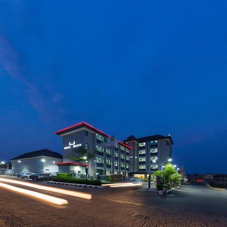 Noktel Resort Hotel อิโลริน ภายนอก รูปภาพ