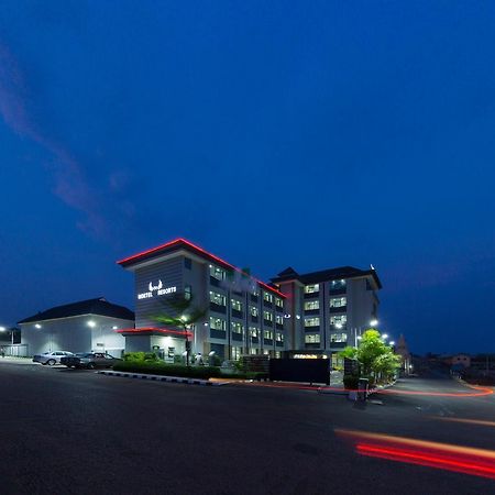 Noktel Resort Hotel อิโลริน ภายนอก รูปภาพ