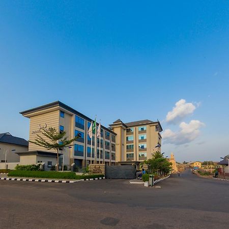 Noktel Resort Hotel อิโลริน ภายนอก รูปภาพ