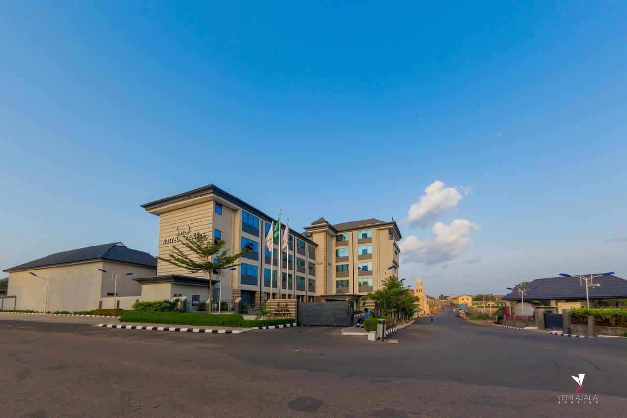 Noktel Resort Hotel อิโลริน ภายนอก รูปภาพ