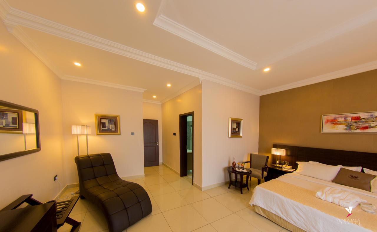 Noktel Resort Hotel อิโลริน ภายนอก รูปภาพ